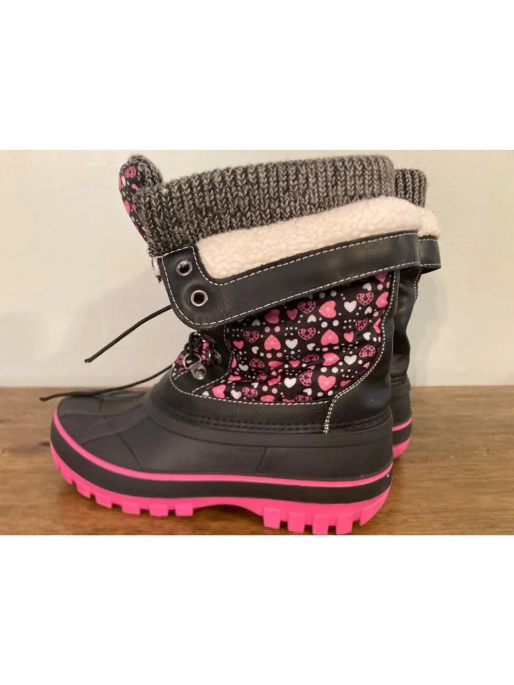 Dream Pairs Girls Waterproof Snow Boots Pink Hearts Size 4